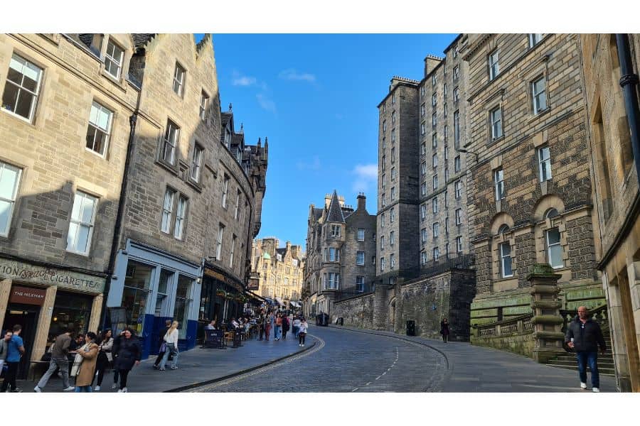 An Edinburgh Street with cobbled road.