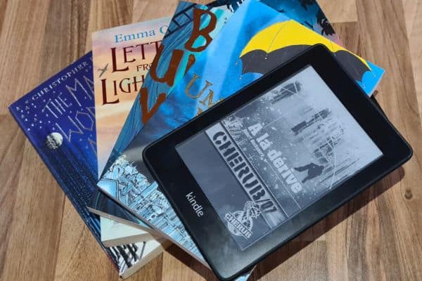 Kobo Vs Kindle | Best eReader For Travelling With Kids Review